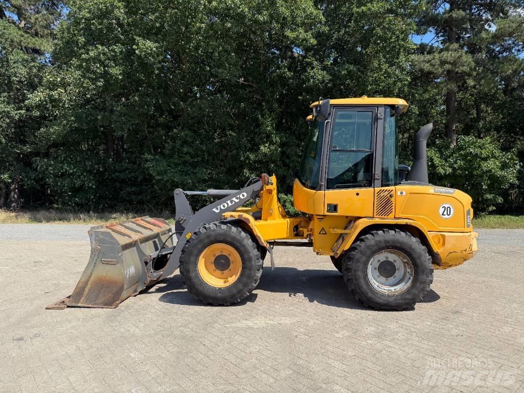 Volvo L 35 G Iekrāvēji uz riteņiem