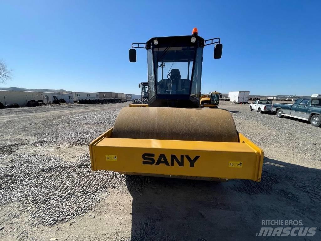 Sany SSR 120C 8 Lietoti riteņu kompaktiekrāvēji