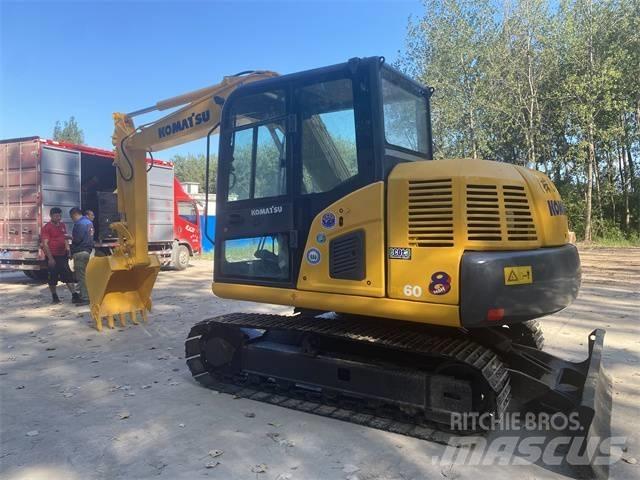 Komatsu PC60-8 Kāpurķēžu ekskavatori