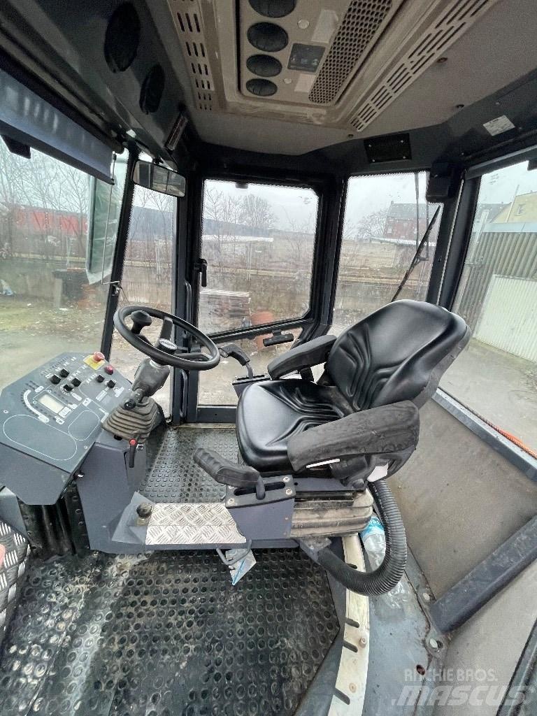 Hamm HD110 Divvalču grunts veltņi