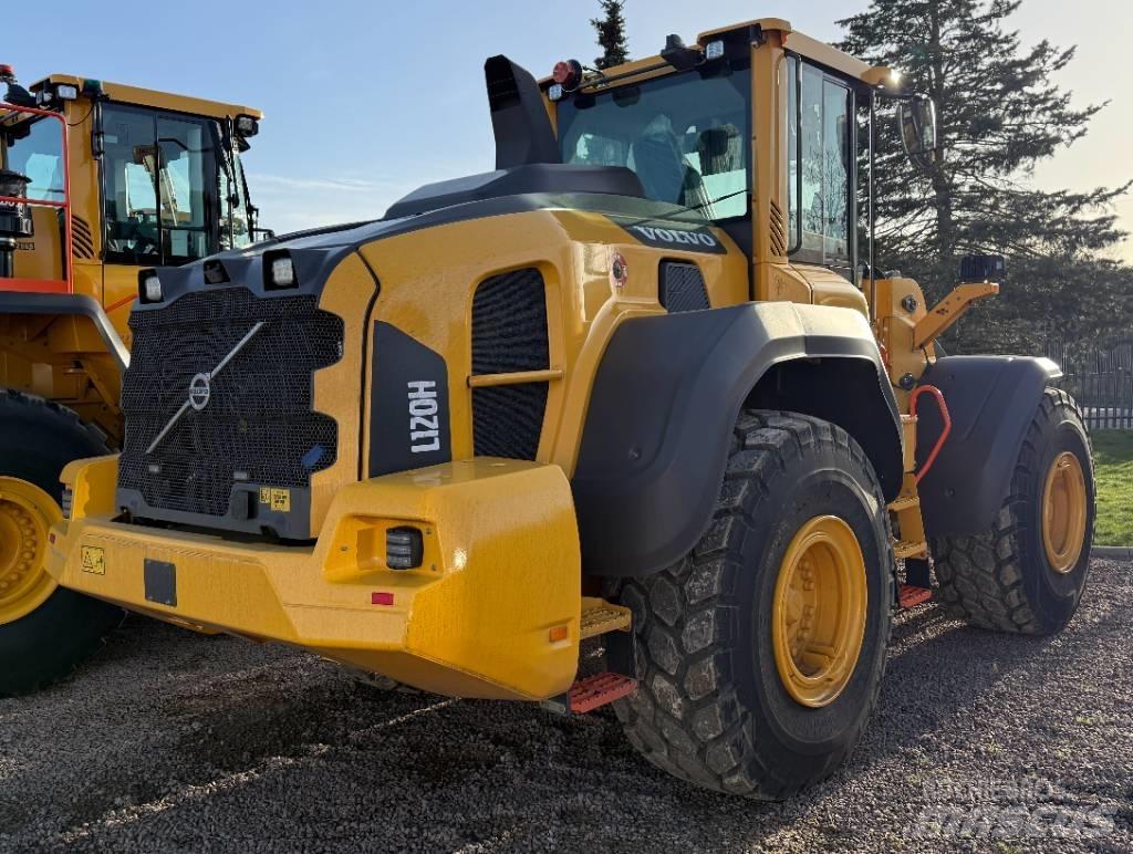 Volvo L 120 H Iekrāvēji uz riteņiem