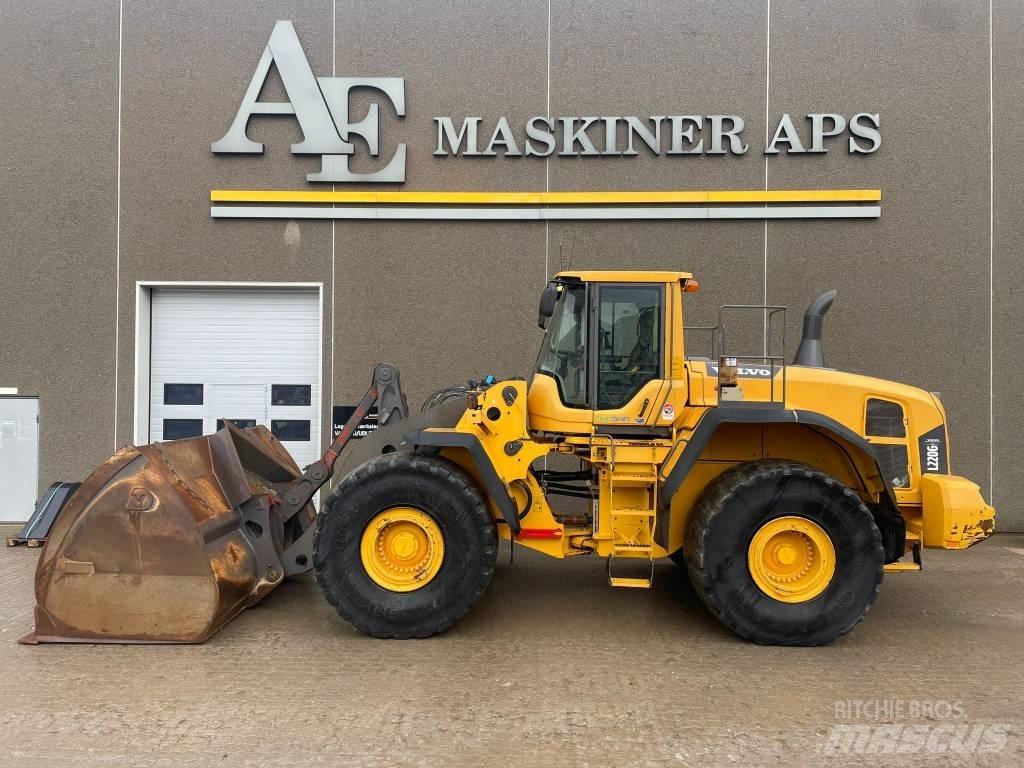 Volvo L220G Iekrāvēji uz riteņiem