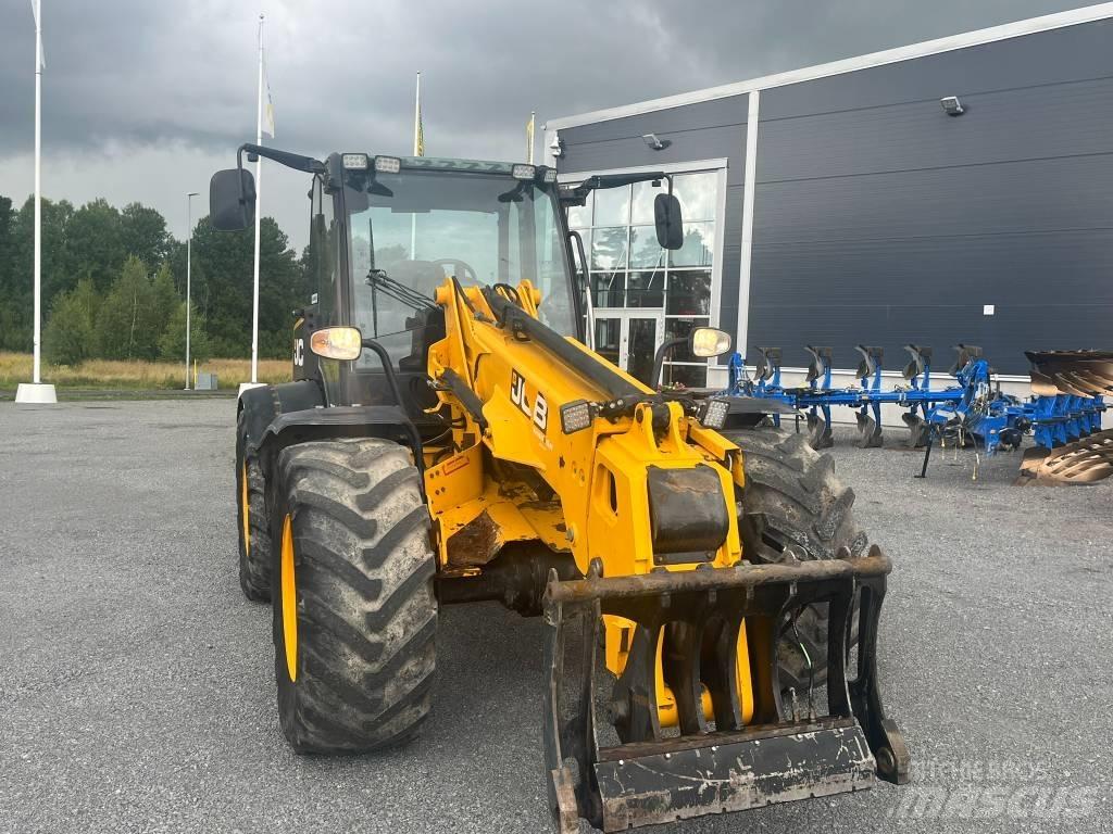 JCB TM 310 S Teleskopiskie manipulatori