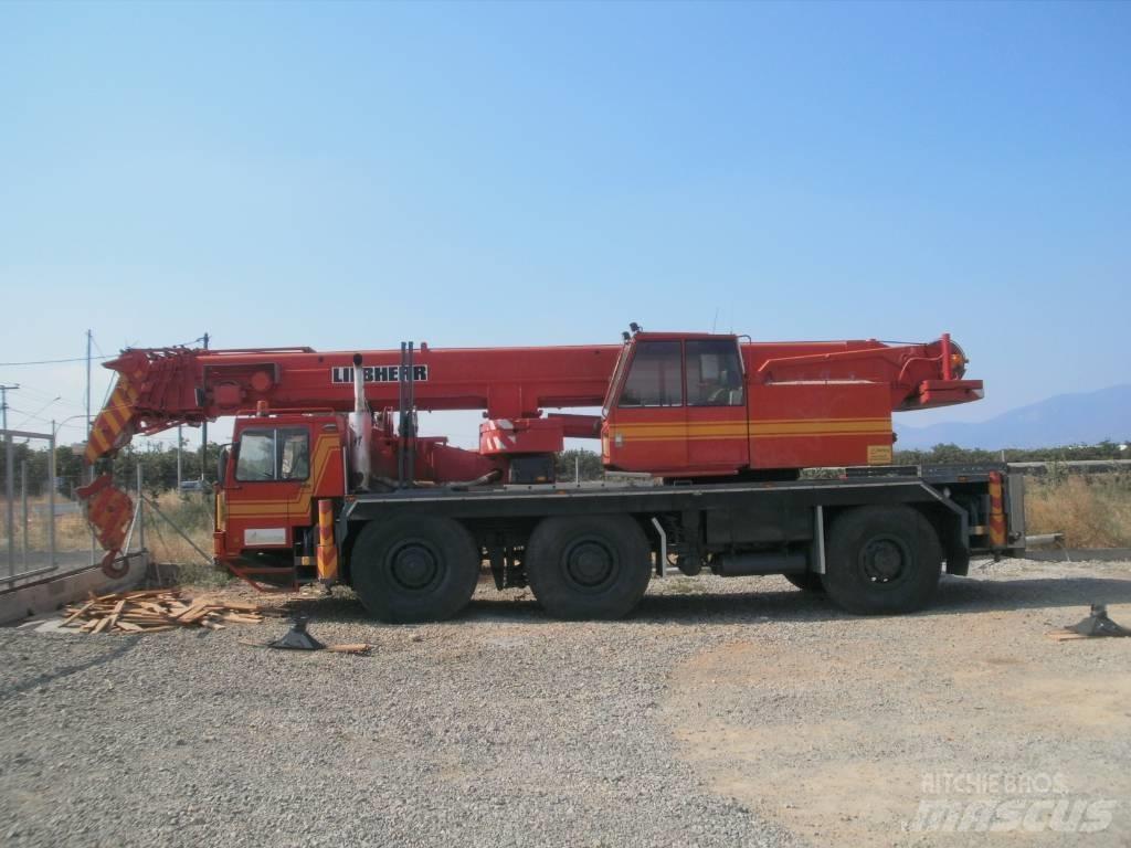 Liebherr LTM 1045 Visurgājēji celtņi