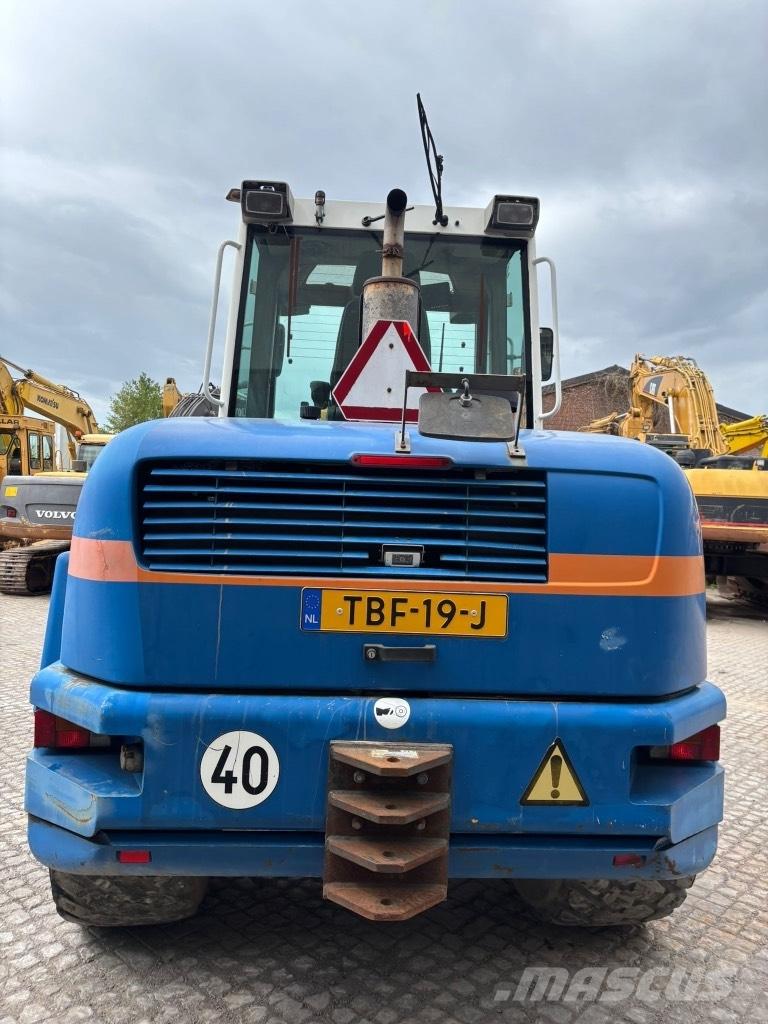 Ahlmann AZ 150 Iekrāvēji uz riteņiem