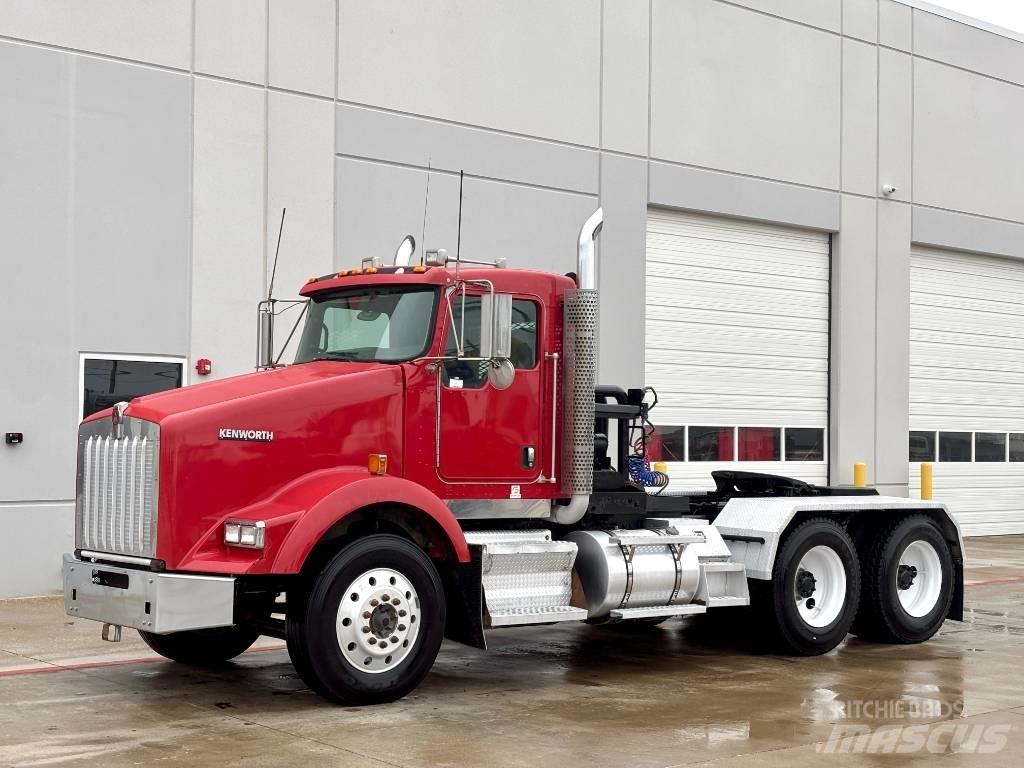 Kenworth T 800 Evakuators ar manipulatoru