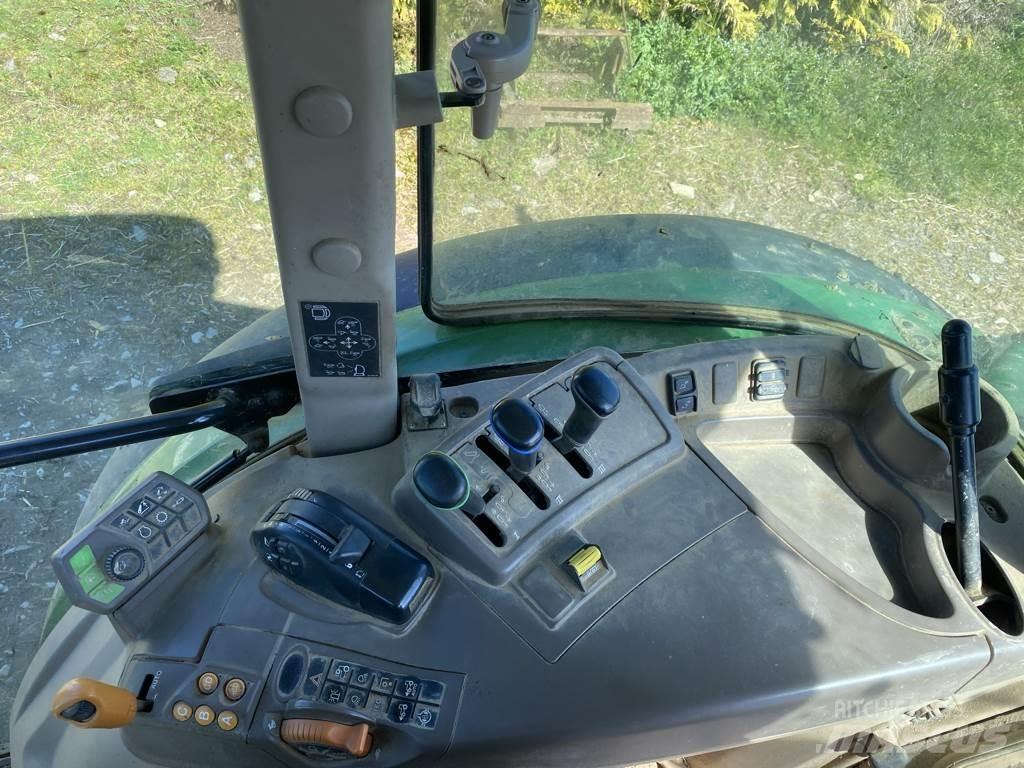 John Deere 5100 R Traktori