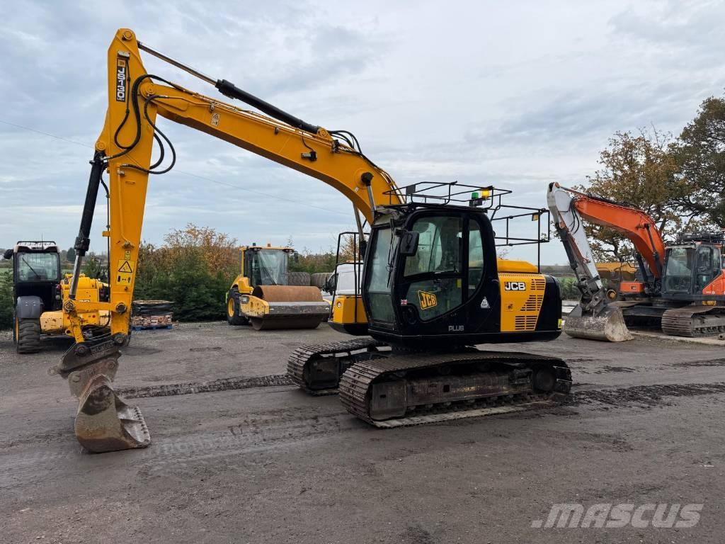JCB JS 130 LC Kāpurķēžu ekskavatori