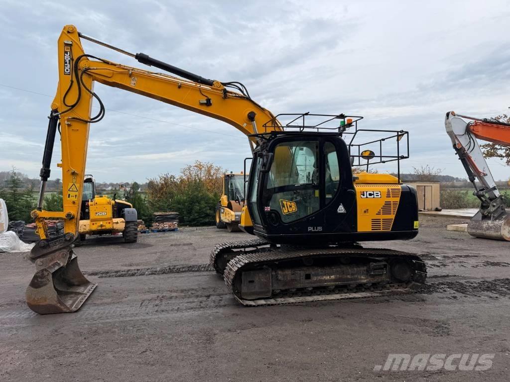 JCB JS 130 LC Kāpurķēžu ekskavatori