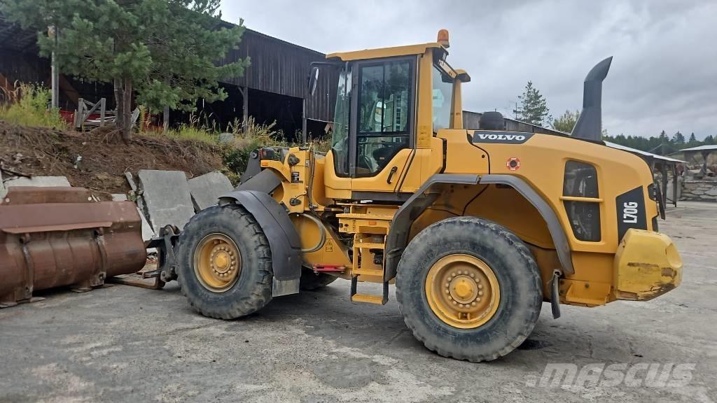 Volvo L 70 G Iekrāvēji uz riteņiem