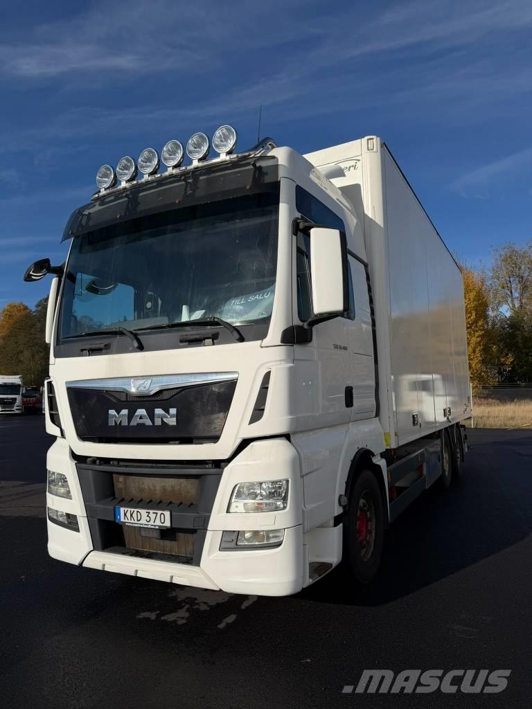 MAN TGX 26.480 6x2 Furgons