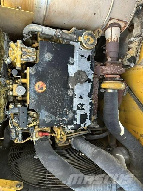CAT 315 D Industriālie iekrāvēji