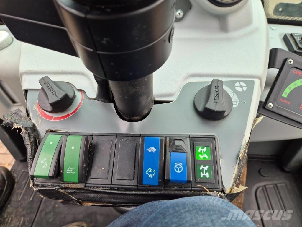 Kramer KL25.5T Multifunkcionālie iekrāvēji