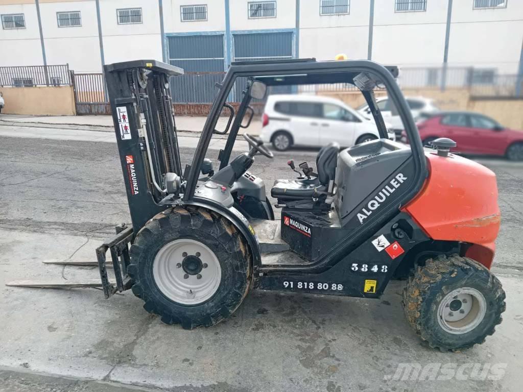 Manitou MC 18 Tehnika ar dīzeļa dzinēju