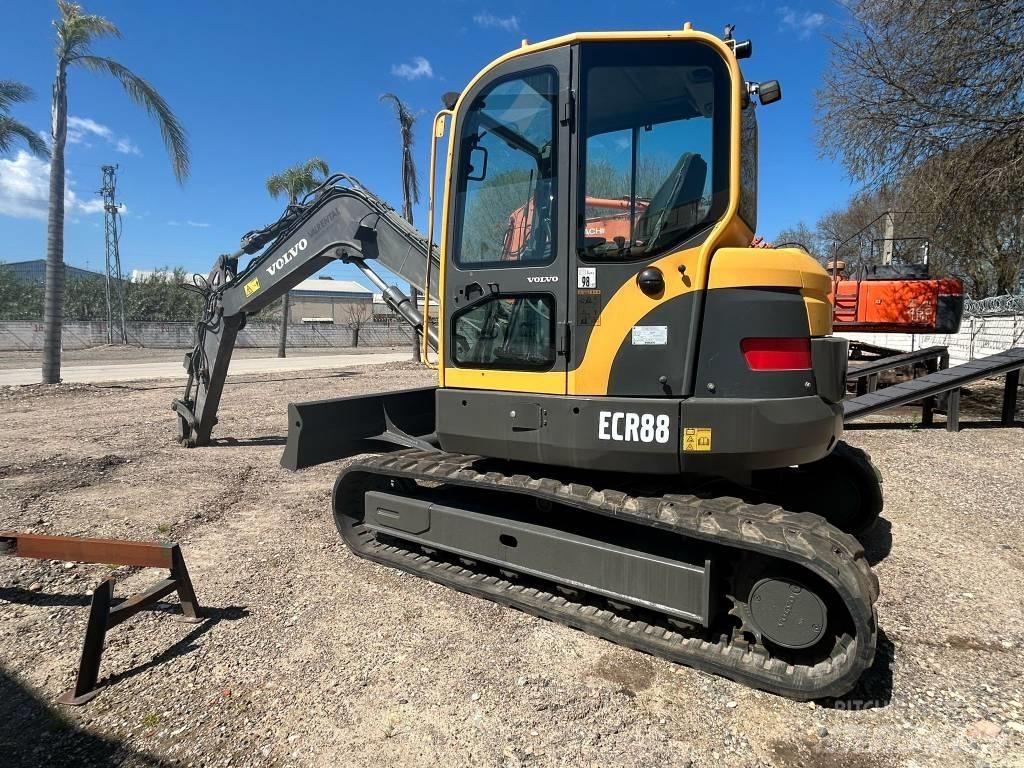 Volvo ECR 88 D Kāpurķēžu ekskavatori
