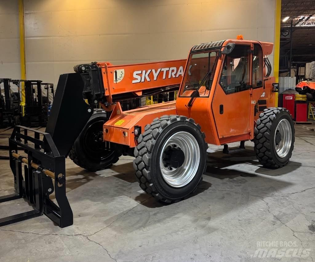 SkyTrak 6042 Teleskopiskie manipulatori