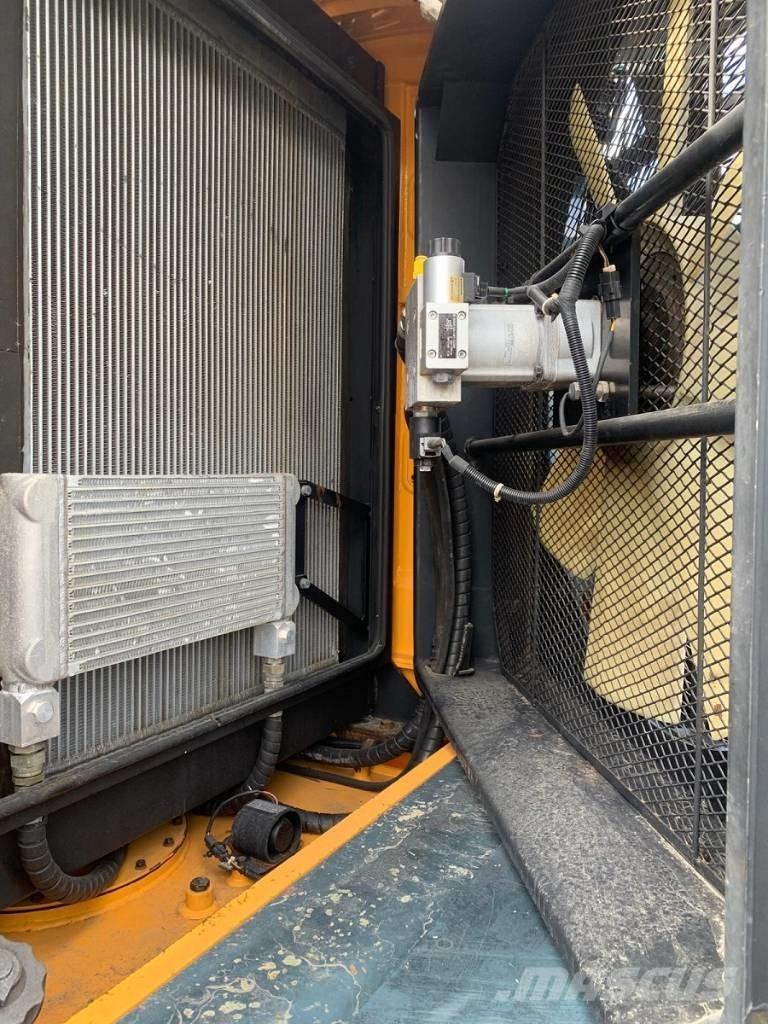 Hyundai HL 770-9 Iekrāvēji uz riteņiem