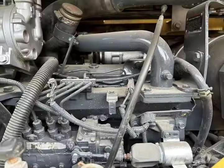 Komatsu PC78US Kāpurķēžu ekskavatori