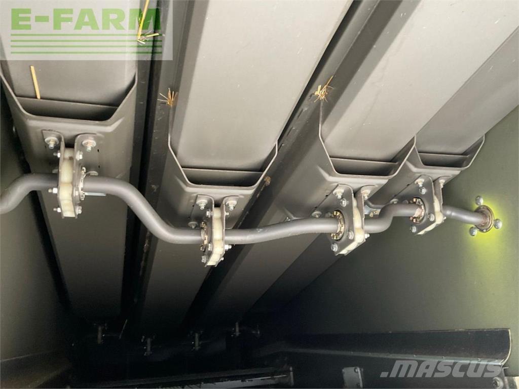 CLAAS AVERO 240 Ražas novākšanas kombaini