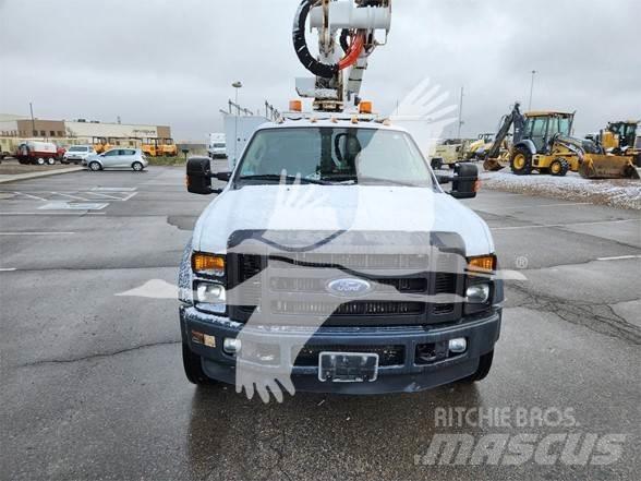 Altec AT37G Pacēlāji uz automašīnas bāzes