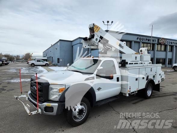 Altec AT40M Pacēlāji uz automašīnas bāzes