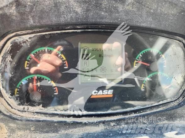 CASE 621F Iekrāvēji uz riteņiem