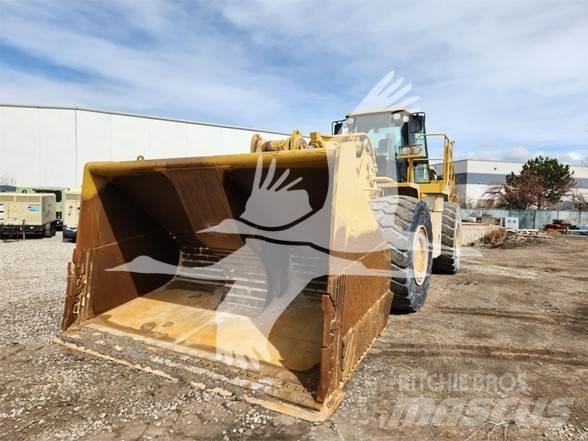 CAT 988H Iekrāvēji uz riteņiem