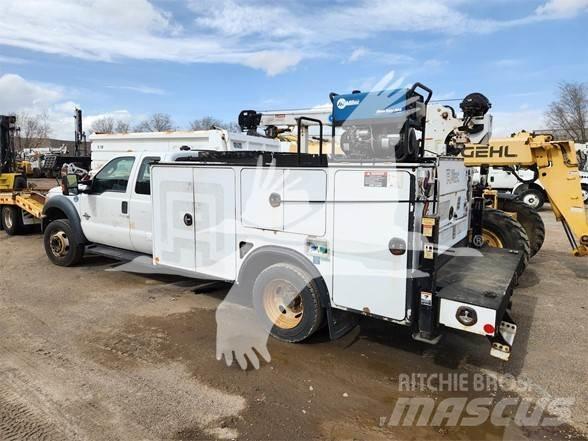 Ford F550 Būvniecība- Citi