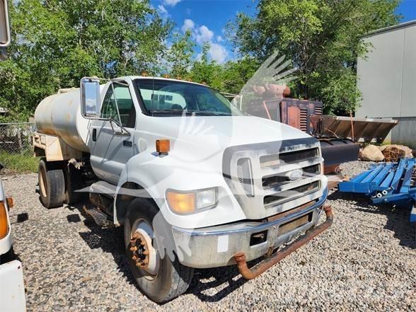 Ford F650 SD Autocisterna