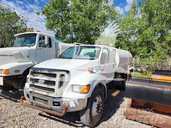 Ford F650 SD Autocisterna