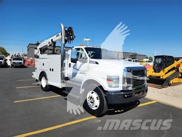 Ford F750 SD Būvniecība- Citi