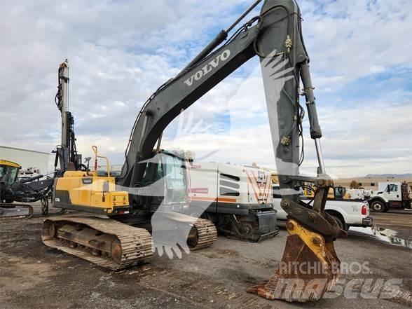 Volvo EC220DL Kāpurķēžu ekskavatori
