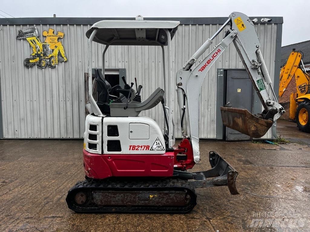 Takeuchi TB 217 R Mini ekskavatori < 7 t