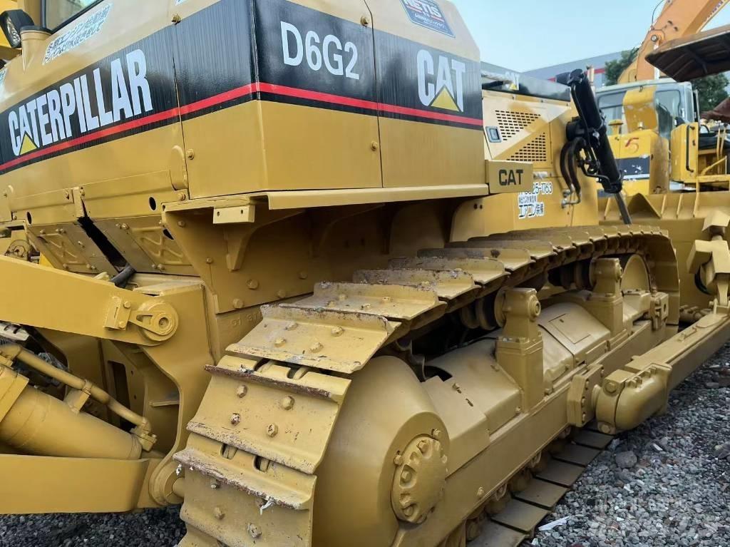 CAT D 6 G Kāpurķēžu buldozeri