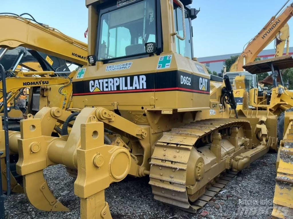 CAT D 6 G Kāpurķēžu buldozeri