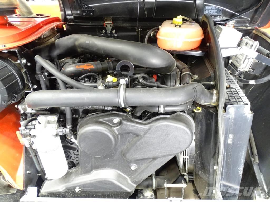 Manitou MT 733 Teleskopiskie manipulatori