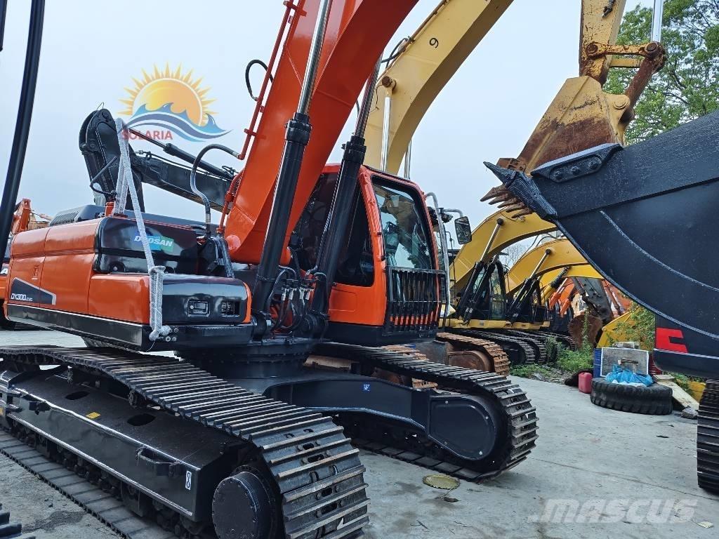 Doosan DX 300 LC Kāpurķēžu ekskavatori