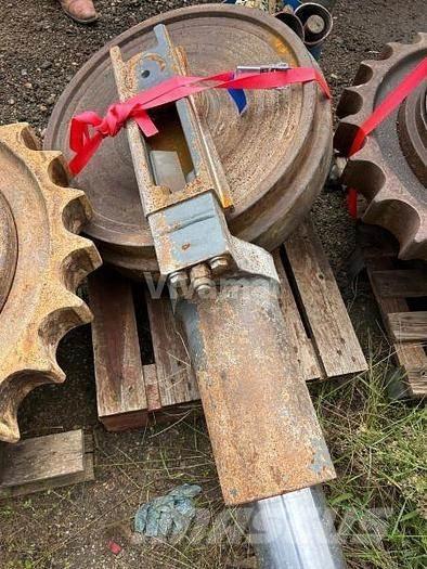 Liebherr R954CHD Riepas, riteņi un diski
