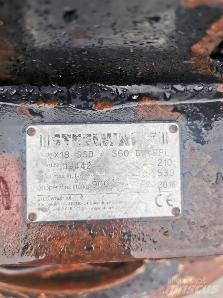 Volvo EW160E Ekskavatori uz riteņiem