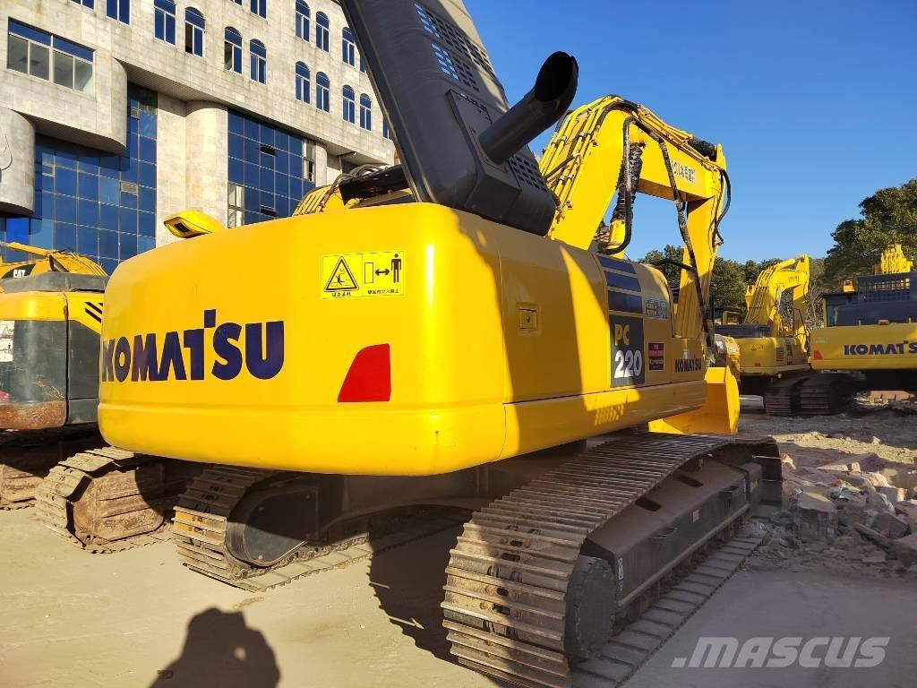 Komatsu PC 220-7 Kāpurķēžu ekskavatori