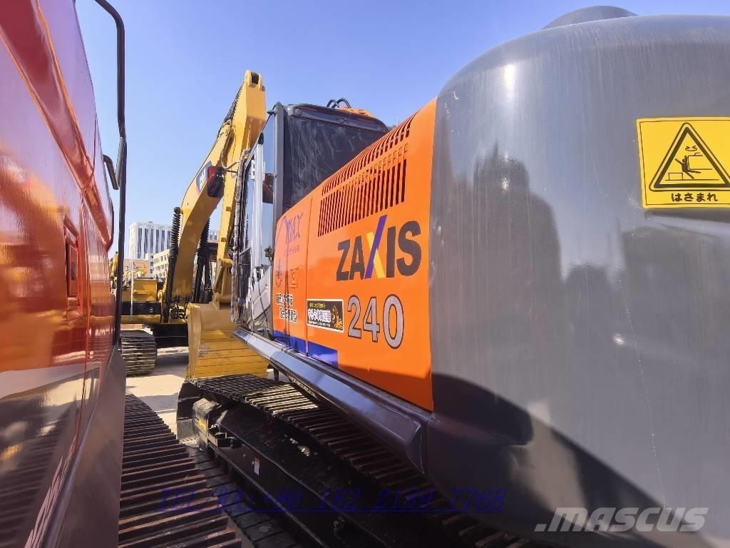 Hitachi ZX 240-3 Kāpurķēžu ekskavatori