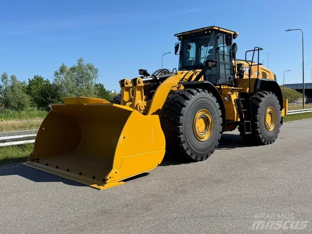 CAT 980 Iekrāvēji uz riteņiem