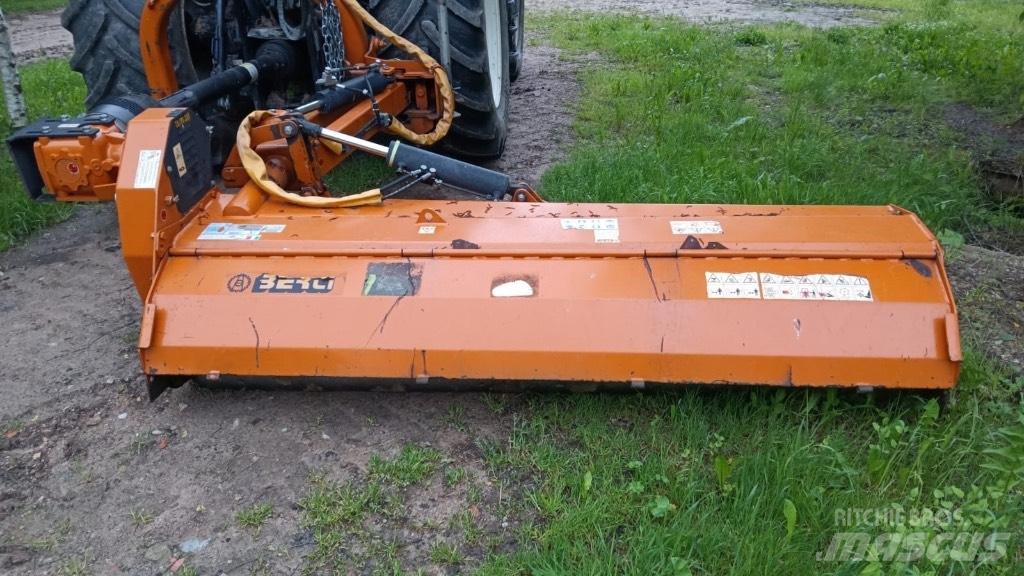 Berti TĀ/PS 250 Piekabināmās pļaujmašīnas