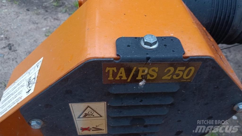 Berti TĀ/PS 250 Piekabināmās pļaujmašīnas