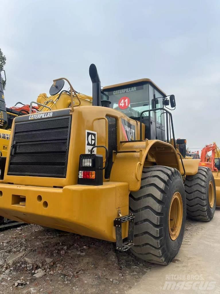 CAT 966h Iekrāvēji uz riteņiem