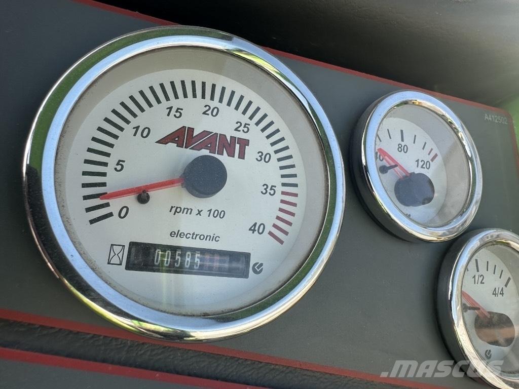 Avant 523 Mini iekrāvēji