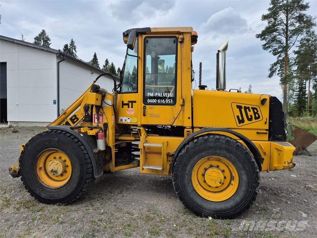 JCB 411B Iekrāvēji uz riteņiem