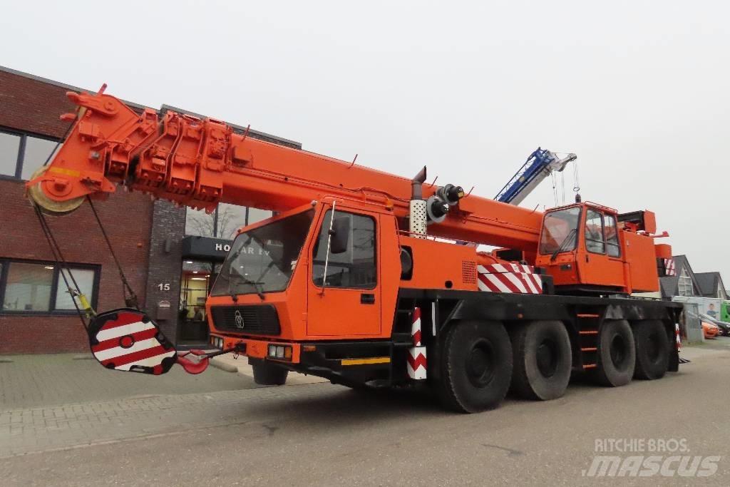 Krupp KMK 4080 Visurgājēji celtņi