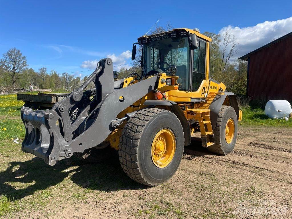 Volvo L 70 F Iekrāvēji uz riteņiem