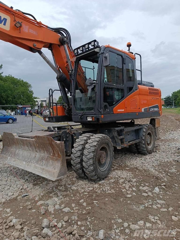 Doosan DX 190 W-5 Ekskavatori uz riteņiem